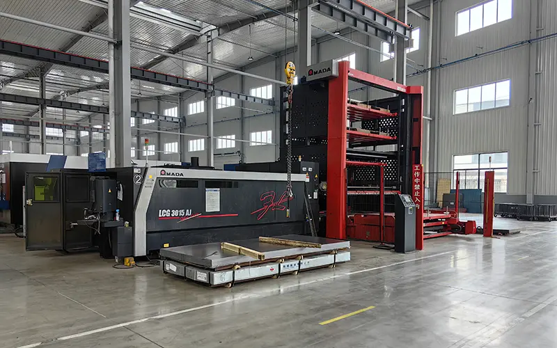 3OMADA laser cutting machine can feed and cut automaticallyhnp